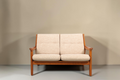 Vintage Space Gustav Thams 2er Sofa aus Teakholz mit beigem Polster im dänischen Mid-Century Design