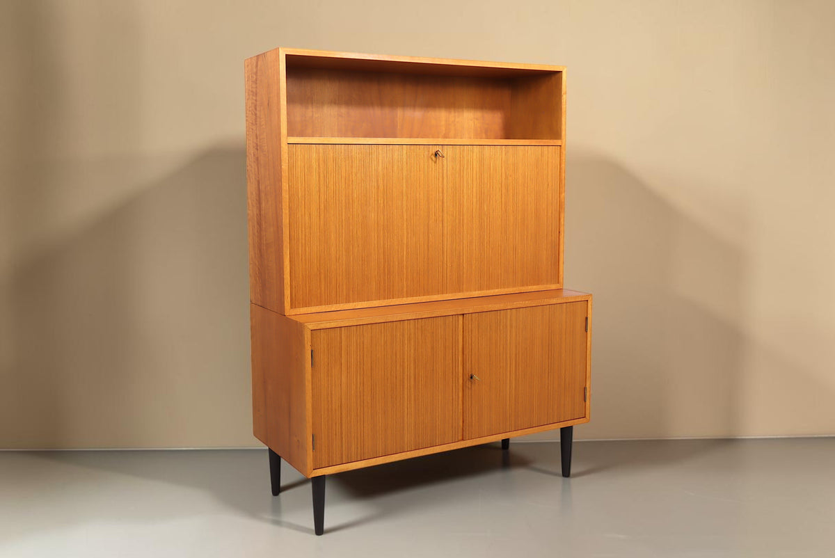 Vintage Space Mid Century Sekretär aus Holz mit ausklappbarer Schreibfläche und schwarzen konischen Füßen