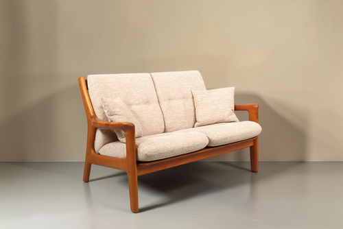 Vintage Space Gustav Thams 2er Sofa aus Teakholz mit beigem Bezug im dänischen Mid-Century Design