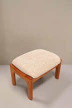Vintage Space Gustav Thams Hocker aus Teakholz mit beigem Polster im dänischen Mid-Century-Design