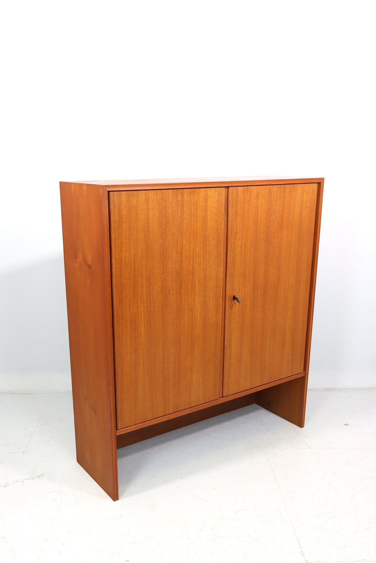 Mid Century Teak Aktenschrank 60er Jahre Vintage Bücherschrank Holzschrank Filing Cabinet Bookcase