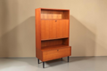 Vintage Space Mid Century Teak Sekretär von RT Möbel mit klappbarer Schreibplatte und filigranen schwarzen Beinen