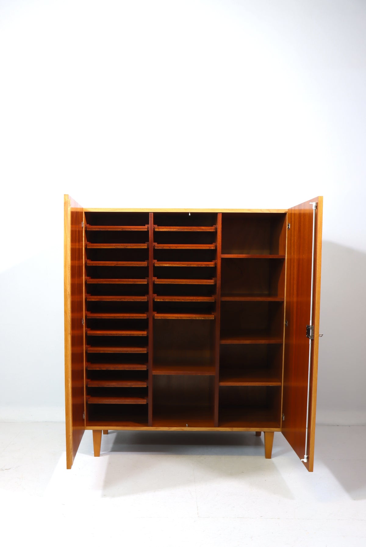 Mid Century Schrank Vintage Aktenschrank Kommode Highboard Retro