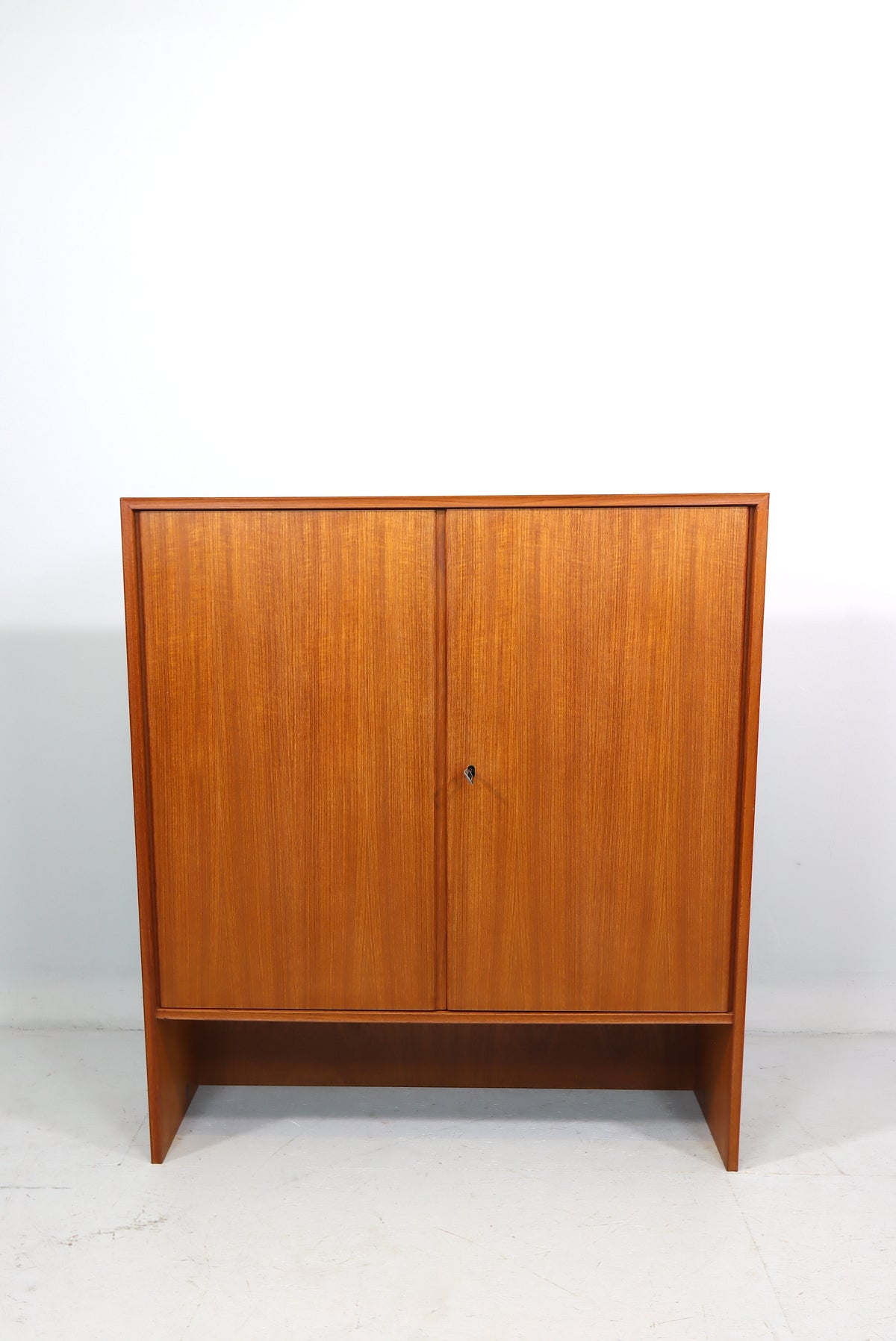 Mid Century Teak Aktenschrank 60er Jahre Vintage Bücherschrank Holzschrank Filing Cabinet Bookcase