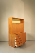 Vintage Space Hellerau Sekretär 605/1 aus Rüster Holz mit aufklappbarer Schreibfläche und Schubladen im Mid-Century-Stil