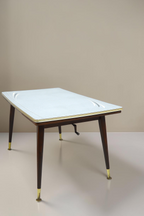Vintage Space Mid-Century Esstisch mit Kurbel, ausziehbarer Tischplatte und konischen Holzbeinen mit Messingdetails