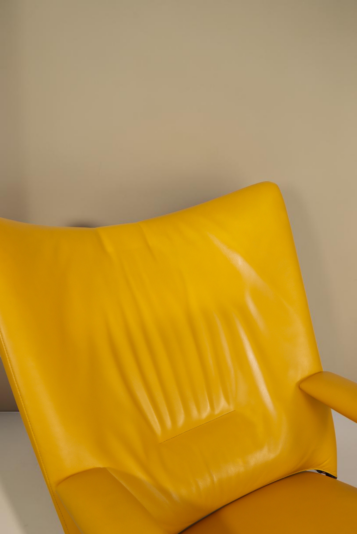 Vintage Space WK Wohnen Ledersessel von Stefan Heiliger in Gelb, 80er Jahre Designklassiker mit ergonomischer Form
