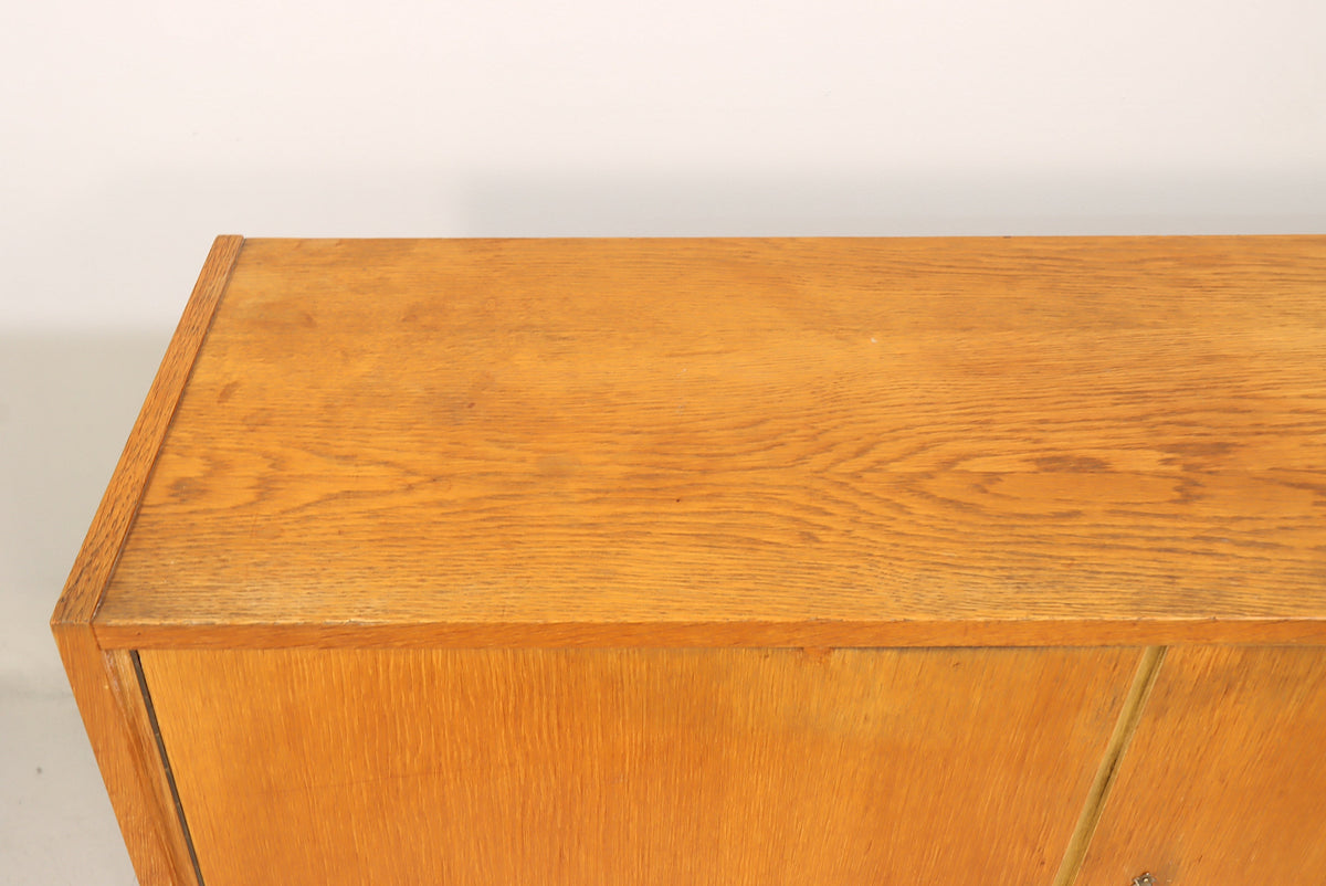 Vintage Space Hellerau 414/A Sideboard aus Eichenholz im Mid-Century Design der 1960er Jahre