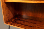 Vintage Space Mid Century Regal aus Palisander mit markanter Holzmaserung und offenem Regalfach