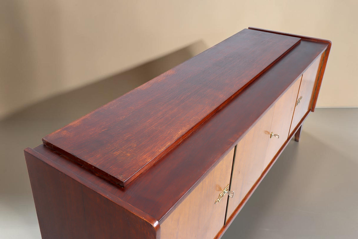 Vintage Space Mid Century Sideboard aus Holz mit Türen und Schubladen in klassischer Retro-Optik