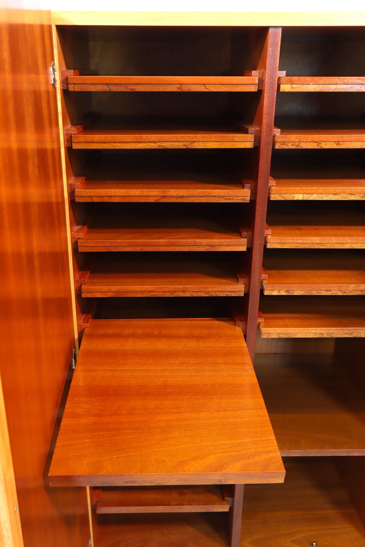 Mid Century Schrank Vintage Aktenschrank Kommode Highboard Retro