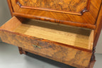 Vintage Space Louis Philippe Sekretär aus Nussbaumholz mit offener Schublade und detaillierter Maserung
