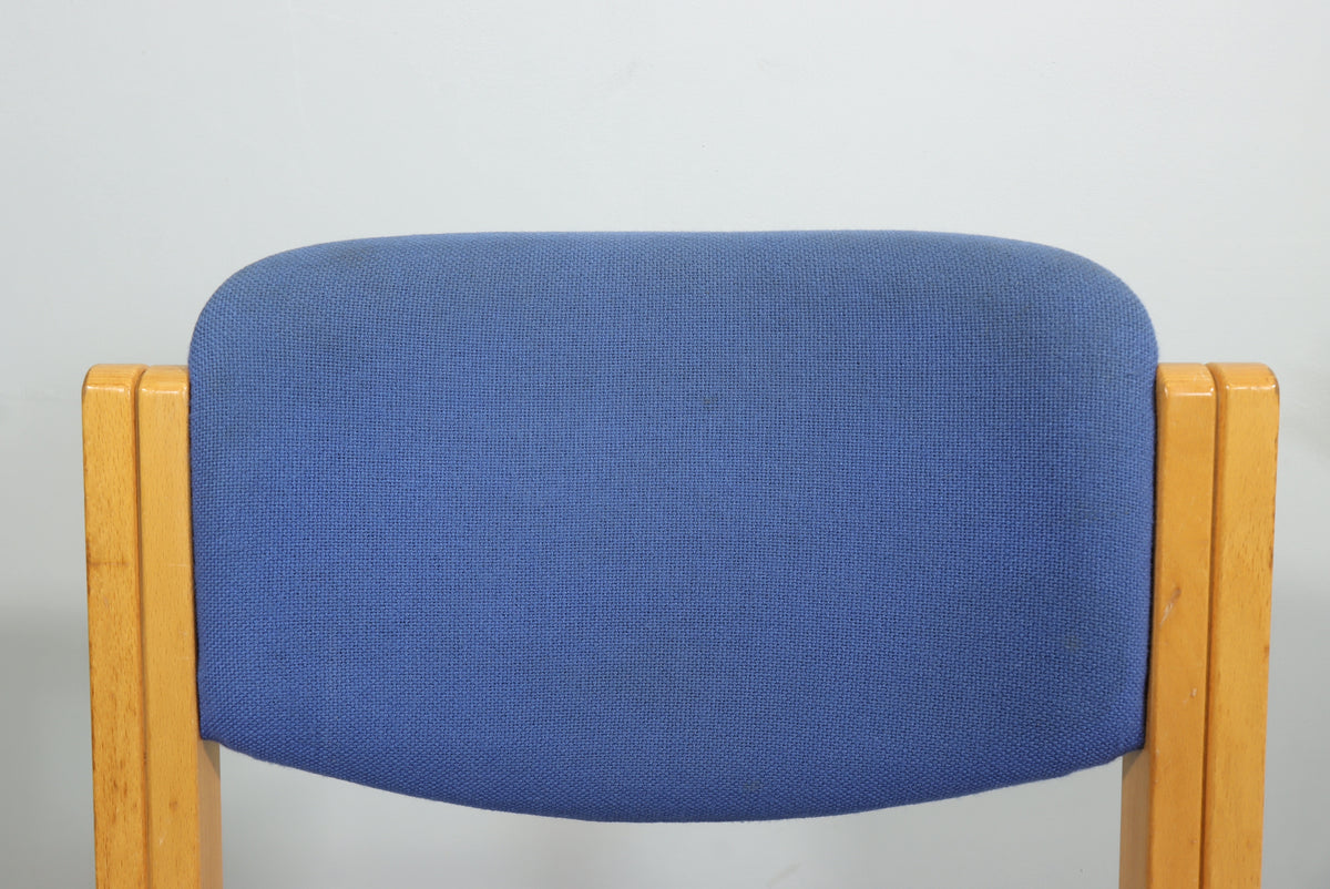 Mid Century Stuhl Postmodern Design Holz Blau Vintage Chair 90er Konferenzstuhl