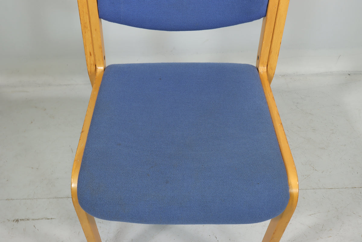 Mid Century Stuhl Postmodern Design Holz Blau Vintage Chair 90er Konferenzstuhl