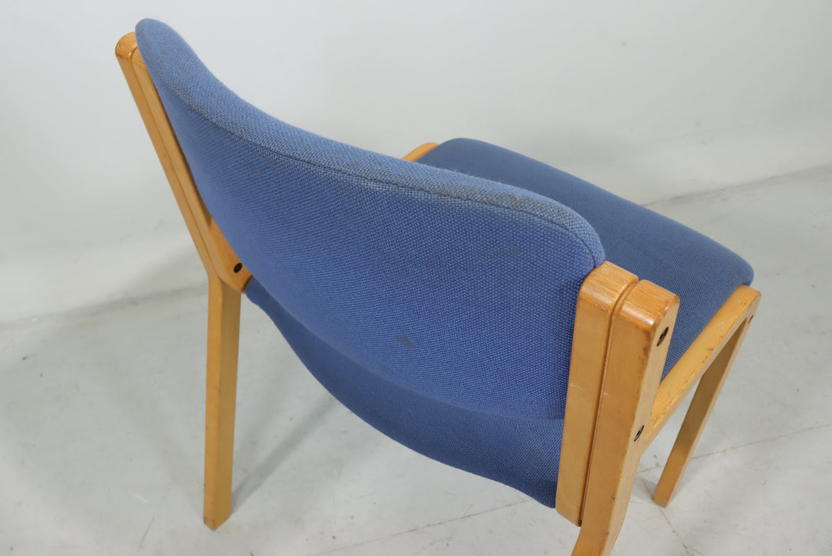 Mid Century Stuhl Postmodern Design Holz Blau Vintage Chair 90er Konferenzstuhl