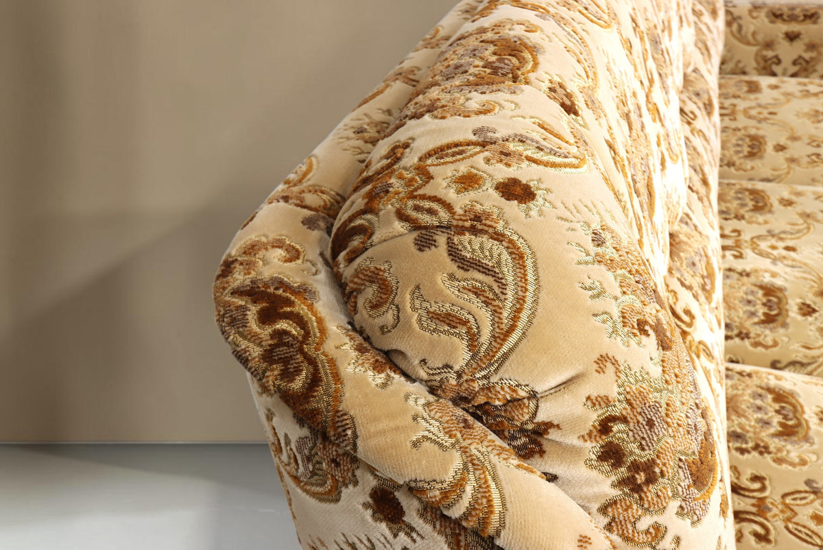 Vintage Space Chippendale 3-Sitzer Sofa mit beigem, ornamentalem Stoffbezug und geschwungenen Armlehnen im Barock-Stil