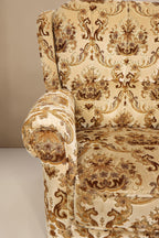 Vintage Space Chippendale Sessel mit beigem ornamentalem Stoffbezug und geschwungenen Armlehnen im Barock Stil