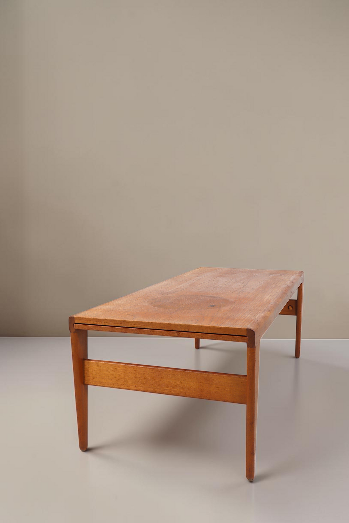 Vintage Space Kai Kristiansen Couchtisch aus Teakholz im Mid Century Design mit konischen Beinen