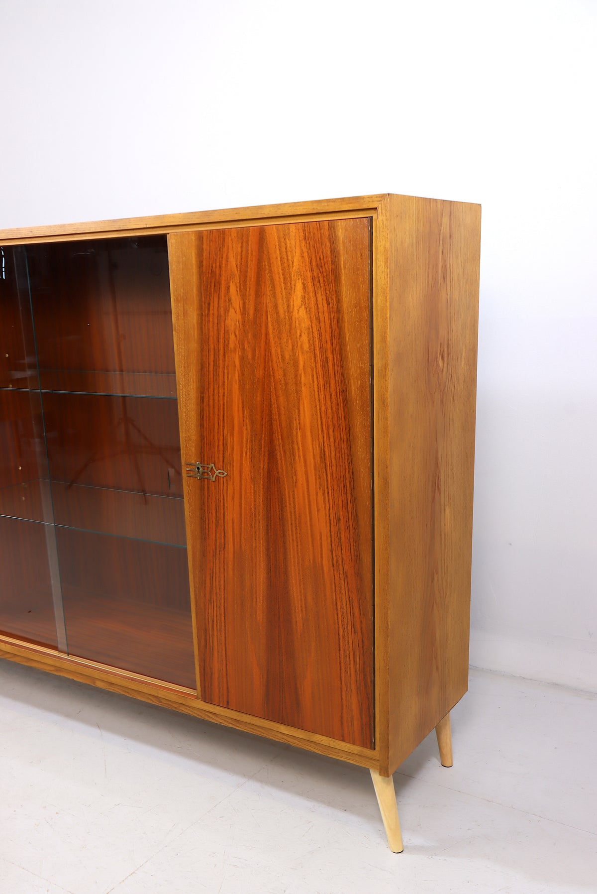 Mid Century Vitrine Vintage Highboard Glasvitrine Holz Schrank