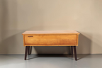 Vintage Space Mid Century Kommode aus Holz mit konischen Beinen im 50er 60er Jahre Retro Design
