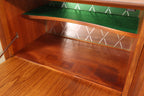 Vintage Space Danish Design Highboard aus Teakholz mit grünem Filzeinlage und verspiegeltem Innenraum