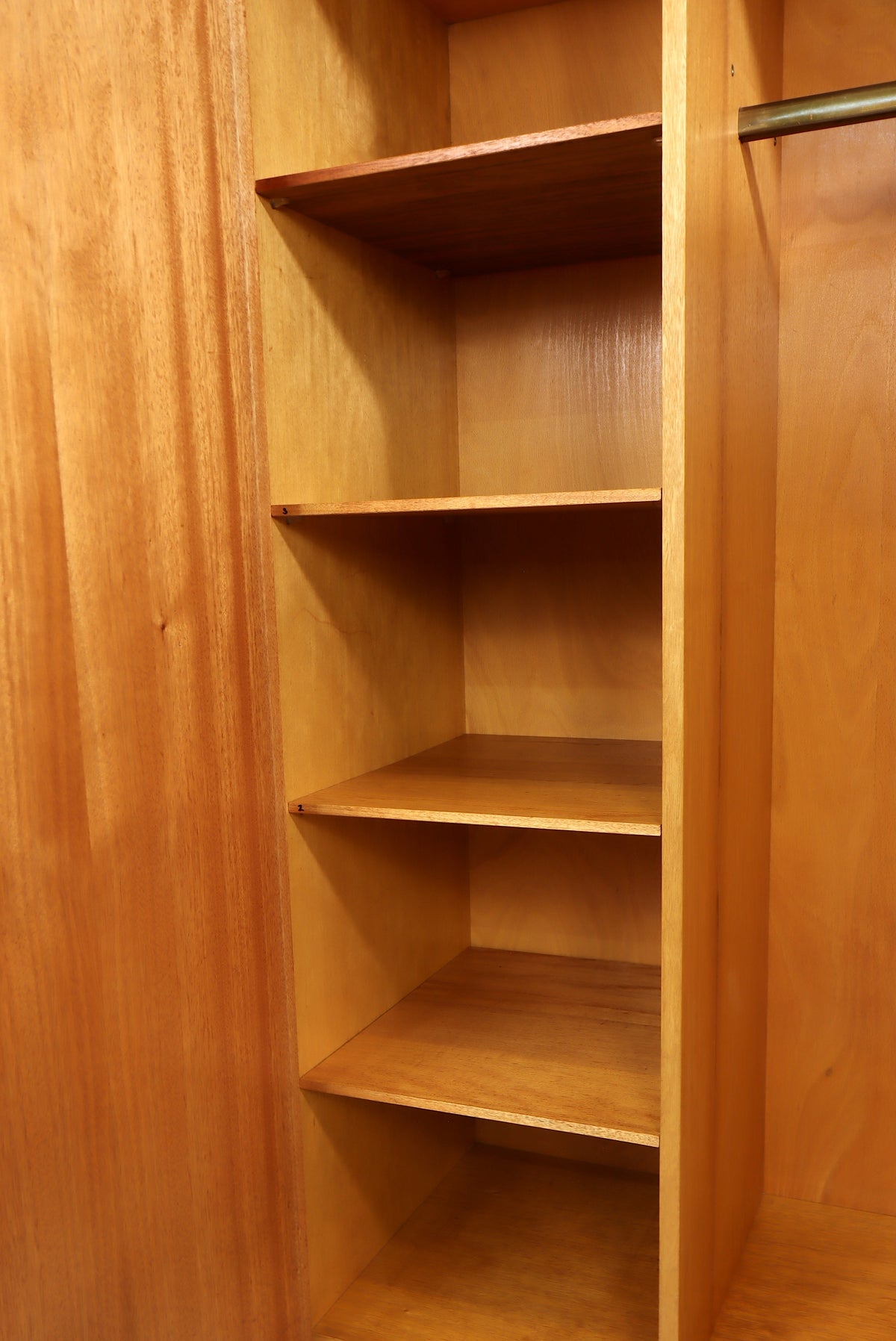 Mid Century Kleiderschrank Vintage Garderobenschrank 60er Jahre Holzschrank Wardrobe Cabinet