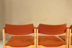 Vintage Space Mid Century Esszimmerstühle mit orangefarbenem Stoffbezug und hellem Holzgestell im 4er-Set