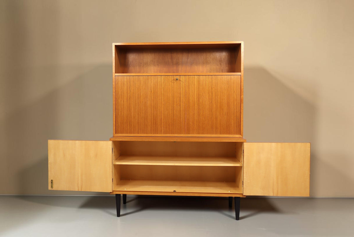 Vintage Space Mid Century Sekretär aus Holz mit ausklappbarer Schreibfläche, Unterschrank und schwarzen konischen Füßen