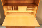 Vintage Space Mid Century Sekretär mit ausgeklappter Schreibfläche, Fächern und abschließbarem Innenfach aus Holz
