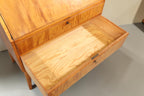 Vintage Space Mid Century Sekretär aus hellem Birkenholz mit offener Schublade und sichtbarer Holzmaserung