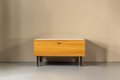 Vintage Space Hellerau 430 Kommode aus Ozean Nussbaum Holz mit Klappe und schwarzen Beinen im Mid-Century Design