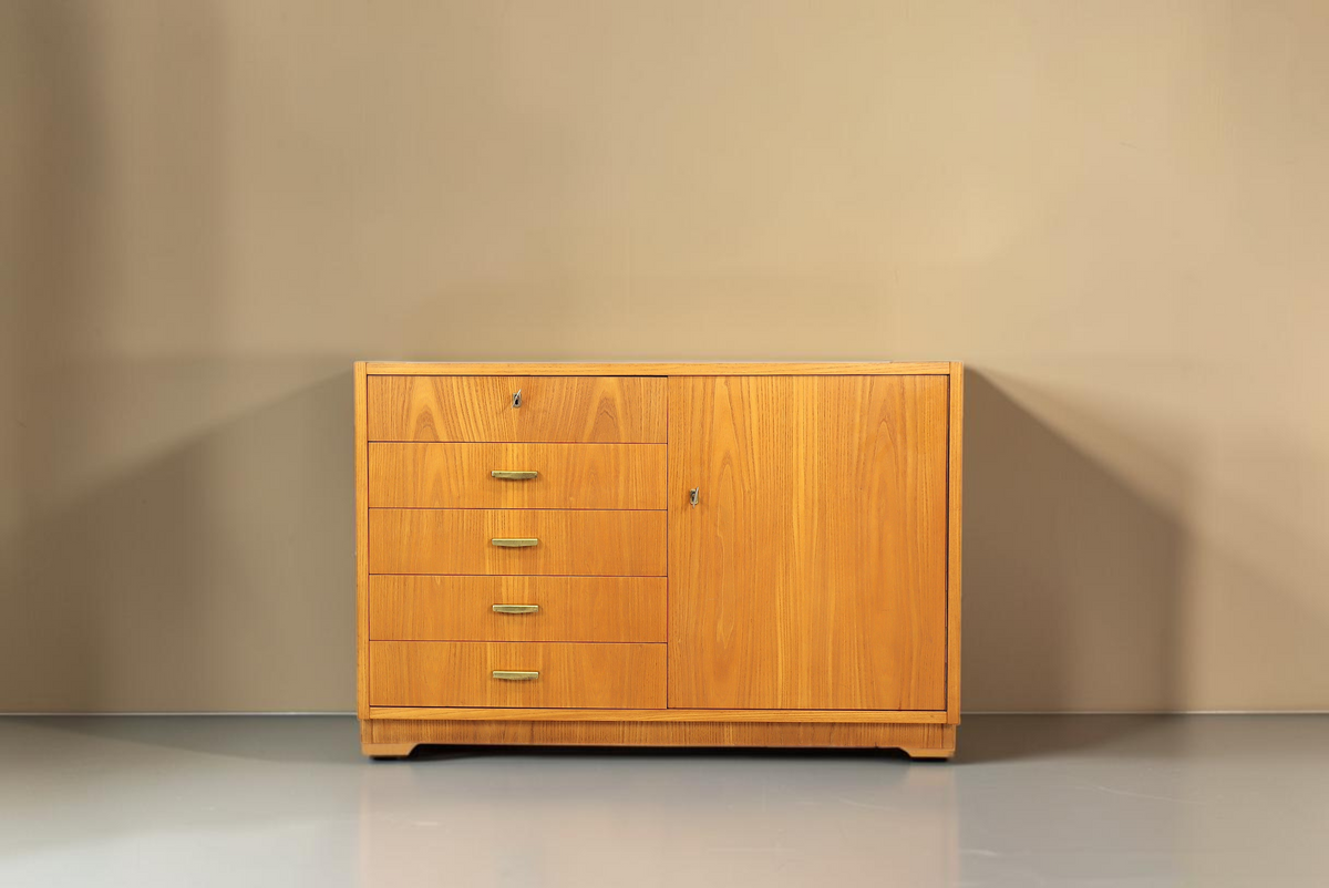 Vintage Space Hellerau Kommode im Mid Century Design aus Holz mit vier Schubladen und Schrankfach