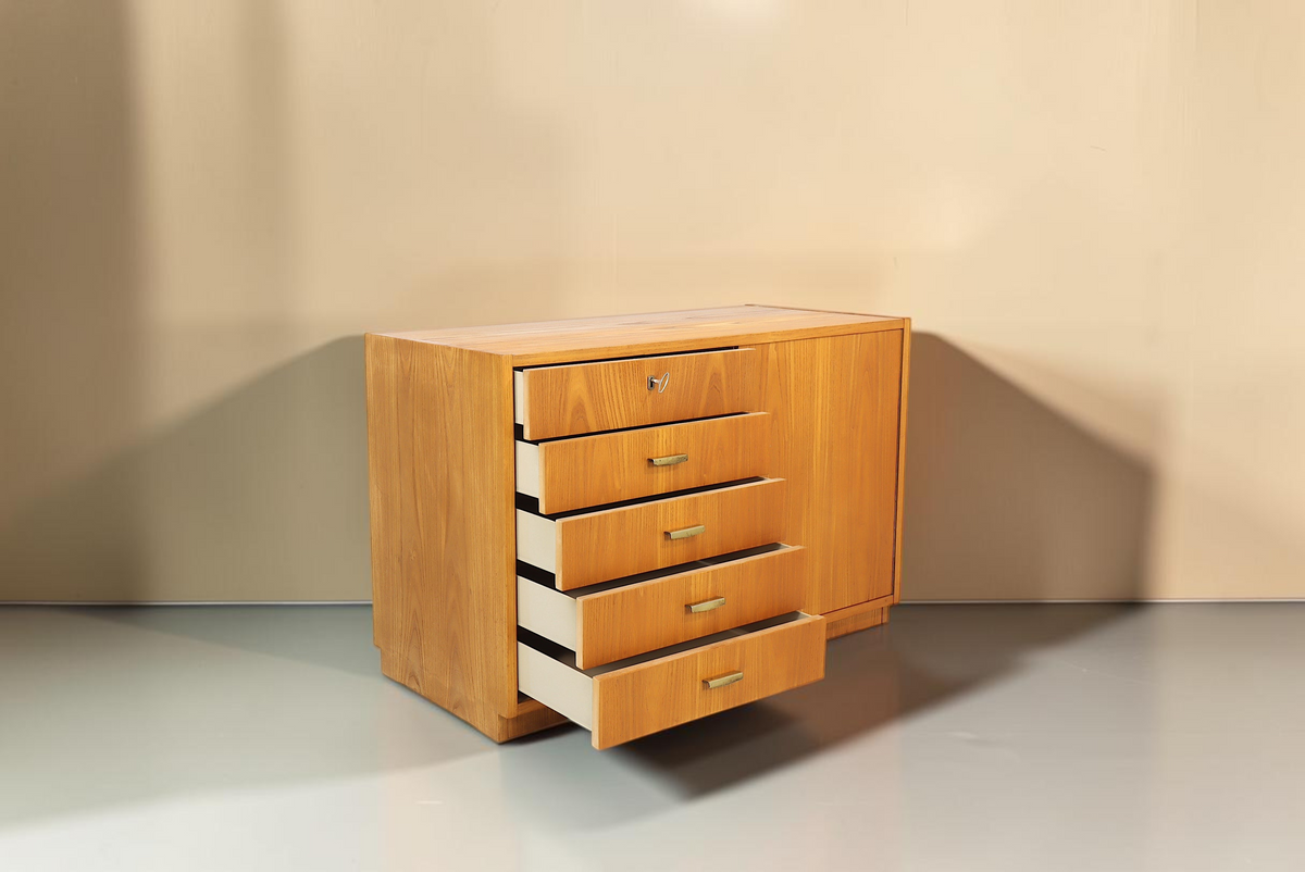Vintage Space Hellerau Kommode im Mid Century Design mit vier Schubladen und Schrankfach aus Holz