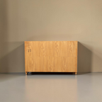 Vintage Space Hellerau Kommode aus Holz mit sichtbarer Maserung, Rückansicht des Mid-Century DDR Sideboards