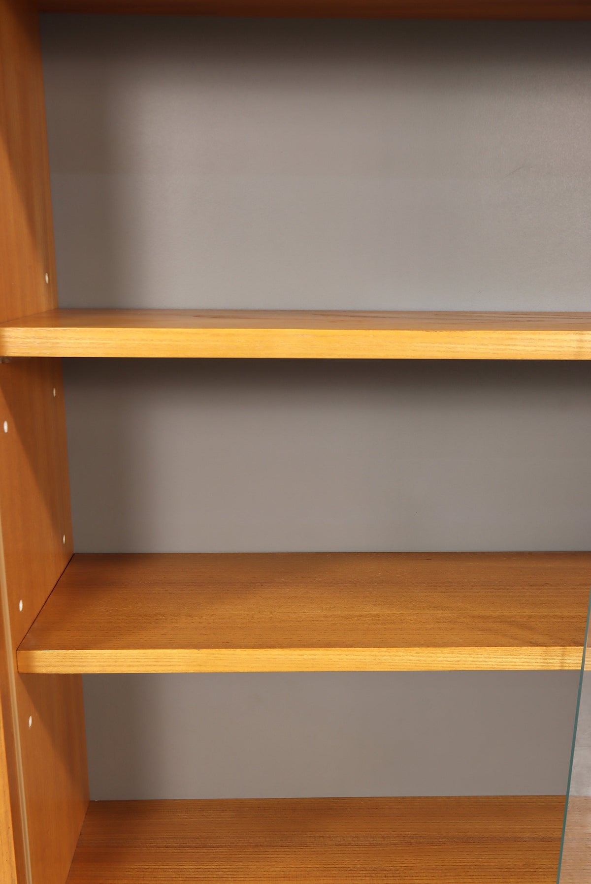 Original Hellerau Regal Mid Century 60er Jahre DDR Vitrine Vintage Display Cabinet Bookcase